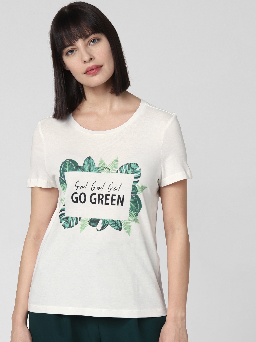 

Vero Moda Women White Printed Round Neck Pure Cotton T-shirt