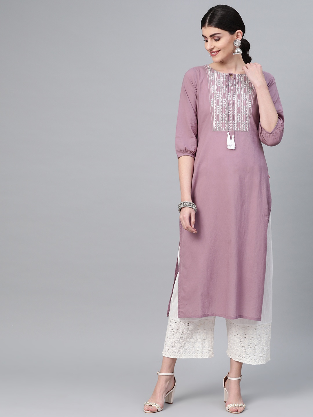 

Varanga Women Mauve & White Yoke Design Straight Kurta