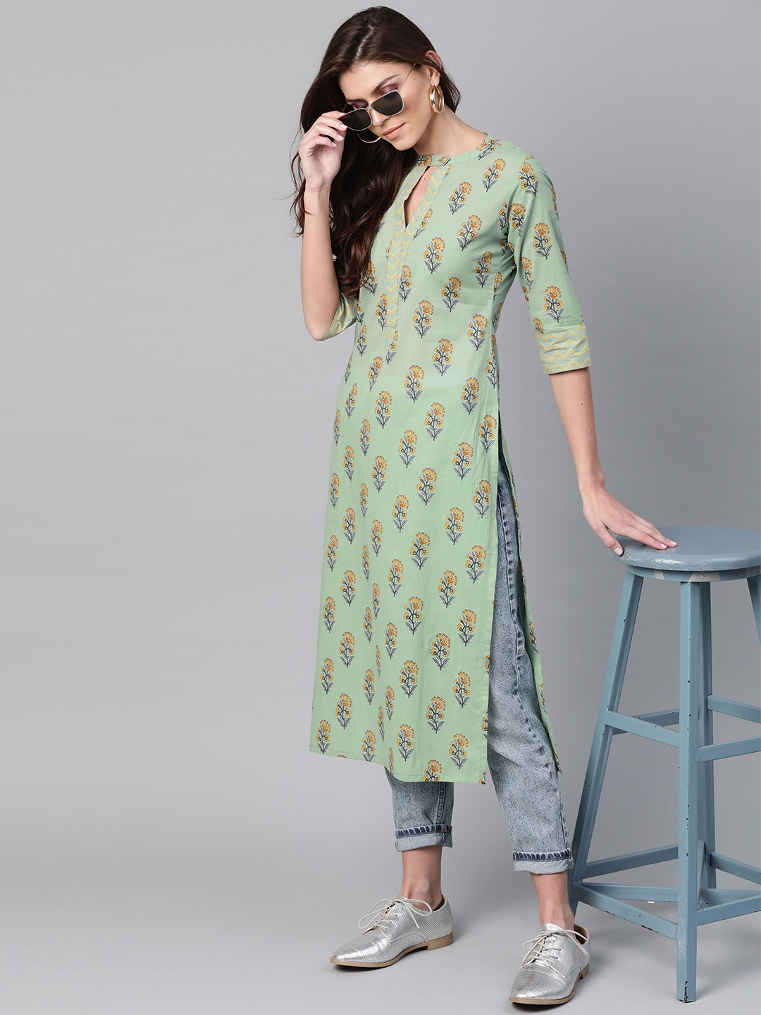 

Libas Women Green & Yellow Printed Straight Kurta