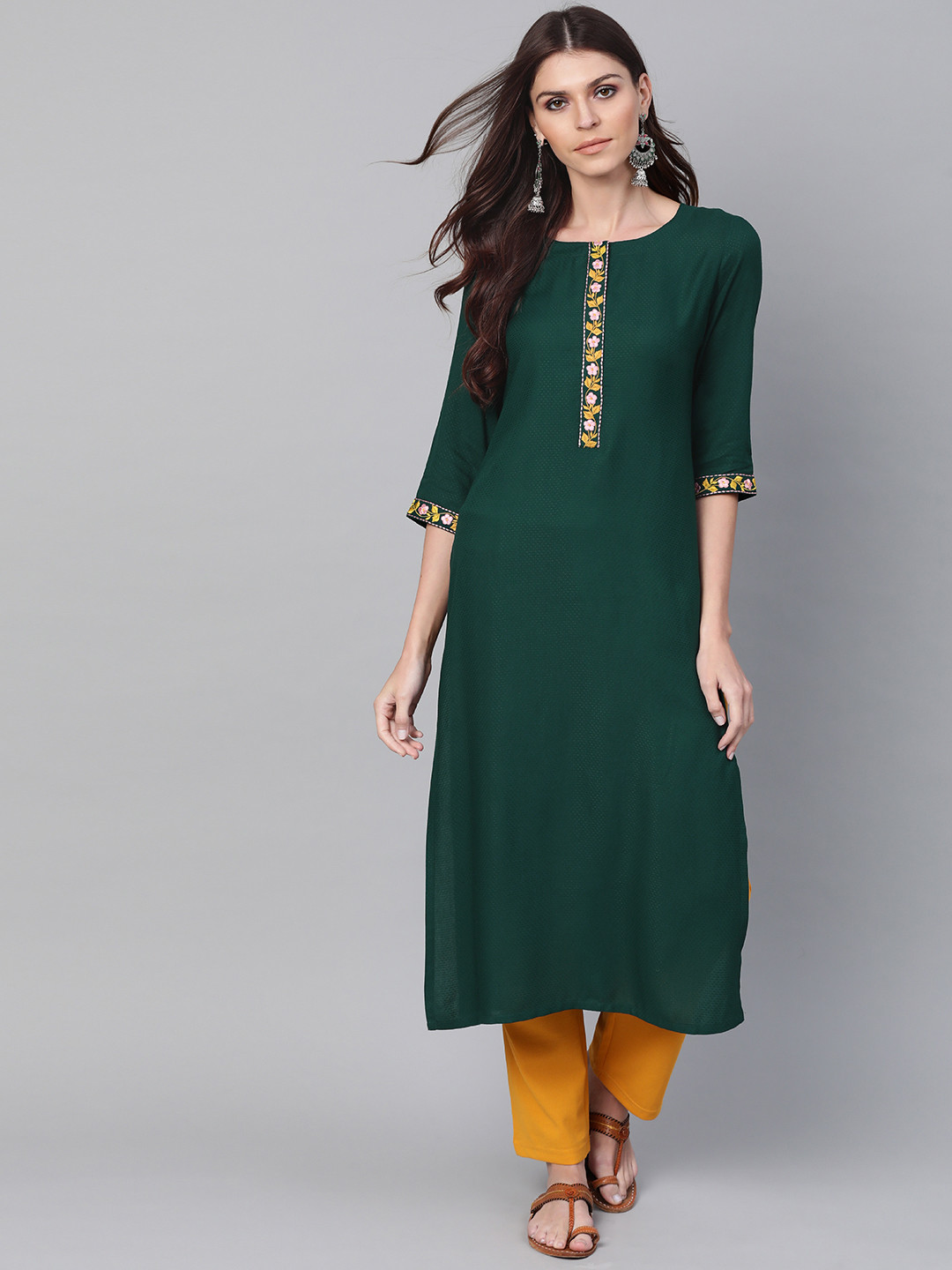 

Libas Women Green Woven Design Straight Kurta