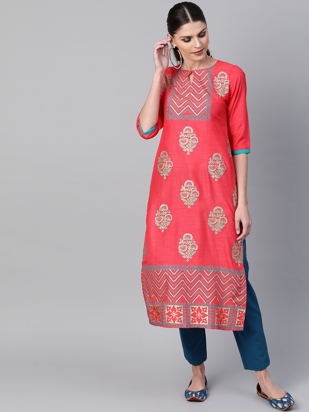 

Libas Women Pink & Golden Block Print Straight Kurta