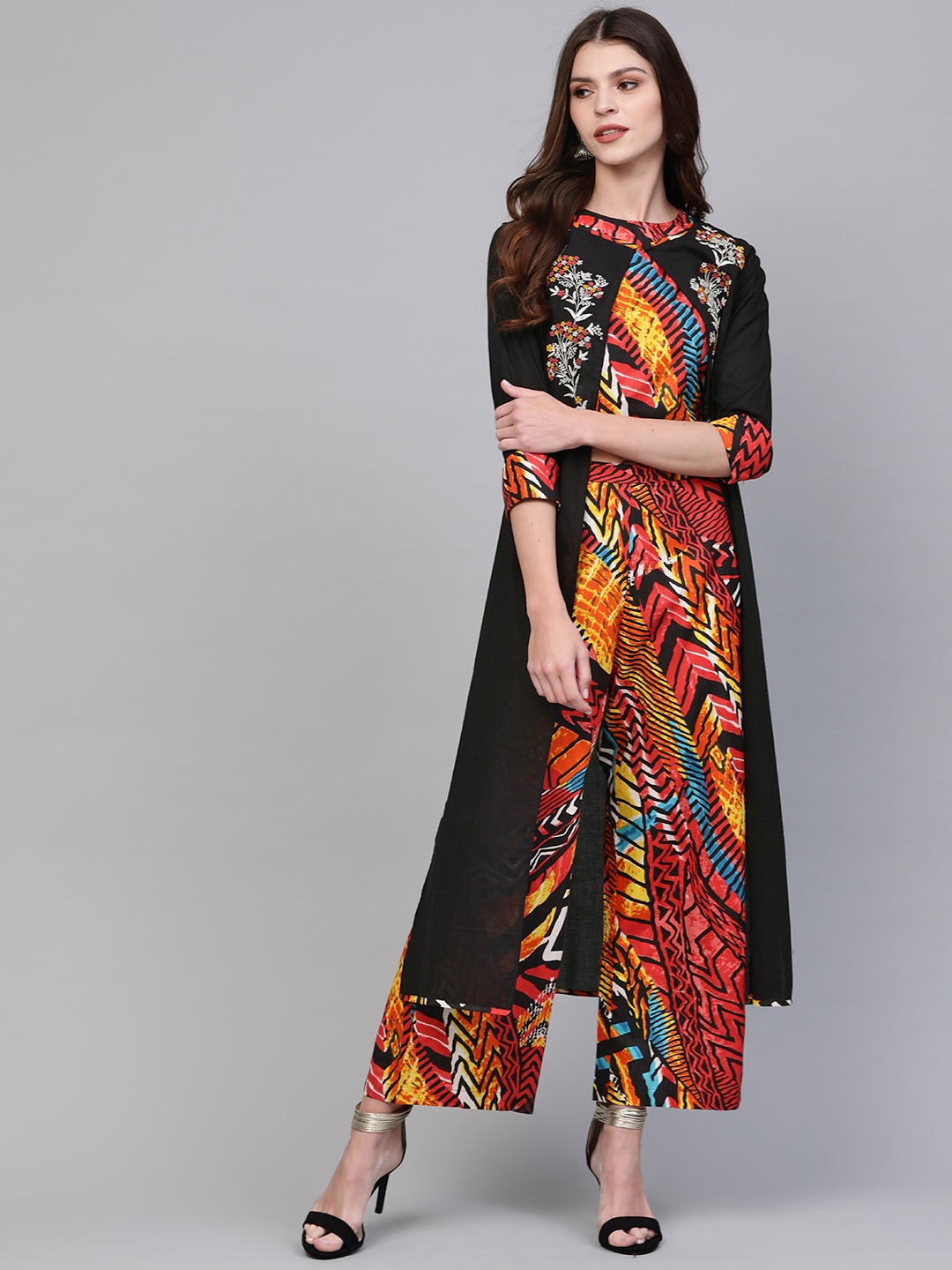 

Pannkh Women Black & Red Printed Crop Top with Palazzos & Long Shrug