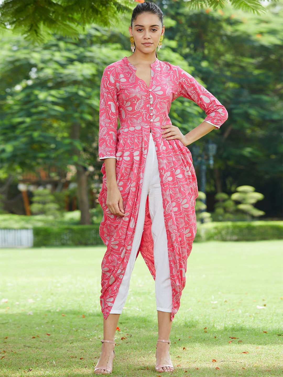 

Pannkh Women Pink & Silver Printed A-Line Kurta