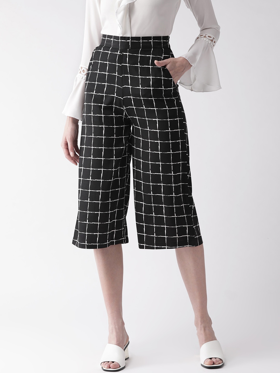 

Style Quotient Women Black & White Relaxed Loose Fit Non-Iron Checked Culottes