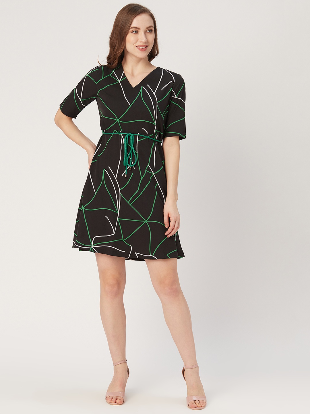 

Style Quotient Women Black and Green Abstract Print A-Line Dress