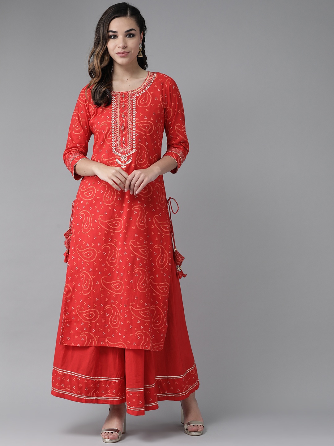 

Ishin Women Red Bandhani Print Kurta with Palazzos
