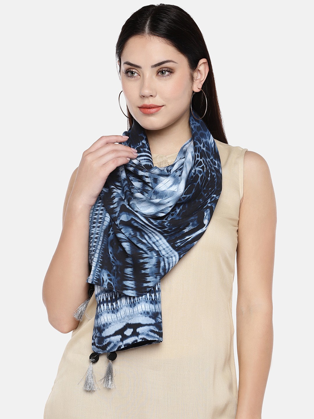

shiloh Women Blue Printed Scarf