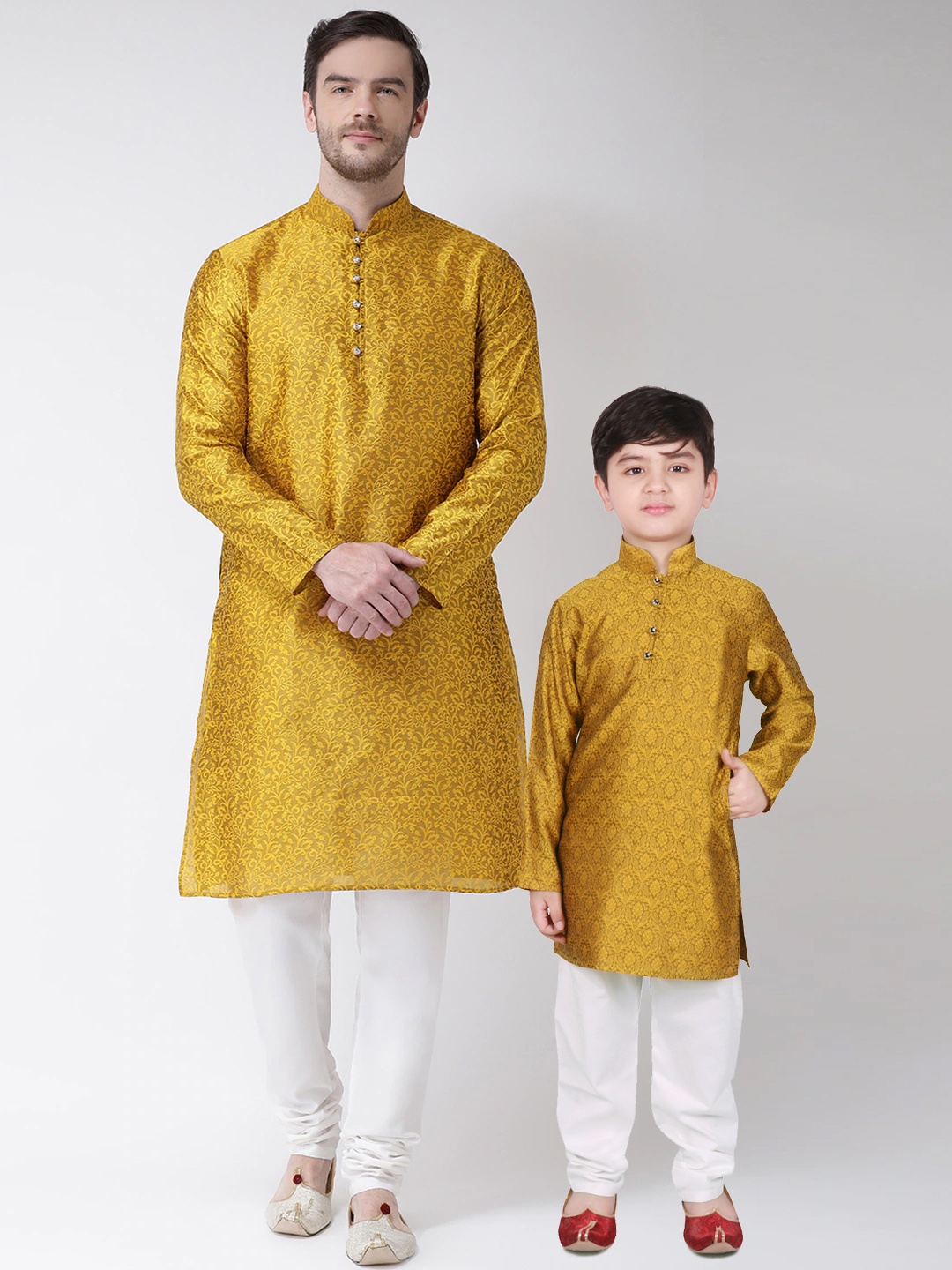 

SG YUVRAJ Boys Yellow & Off-White Self Design Kurta with Pyjamas