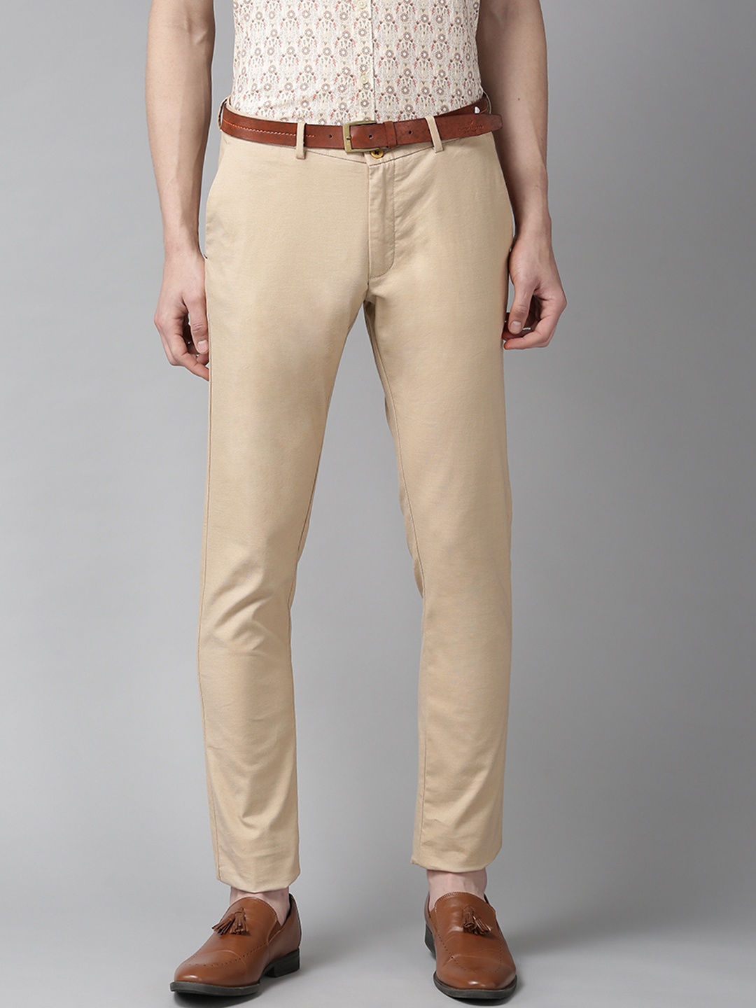 

Blackberrys Men Beige Sharp-Regular Fit Solid Trousers