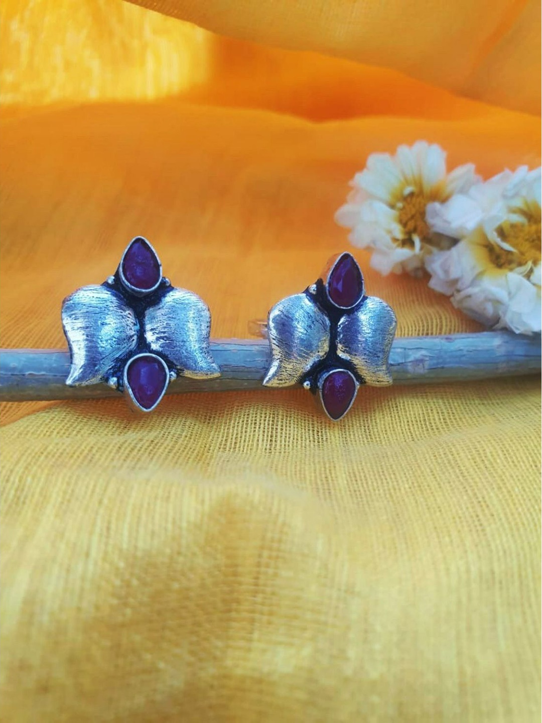 

FIROZA Set of 2 Oxidised Silver-Toned & Burgundy Stone-Studded Adjustable Toe Rings