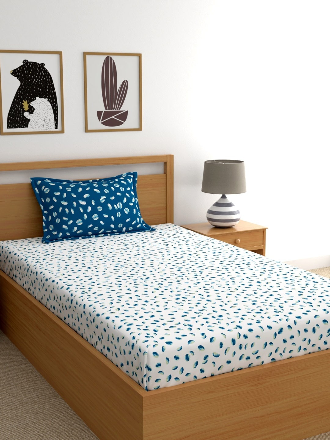 

Dreamscape Blue White Abstract 180 TC Cotton 1 Single Bedsheet with 1 Pillow Covers