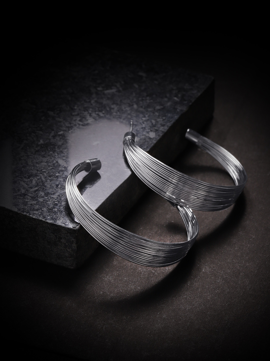 

Carlton London Silver-Toned Rhodium-Plated Textured Circular Half Hoop Earrings
