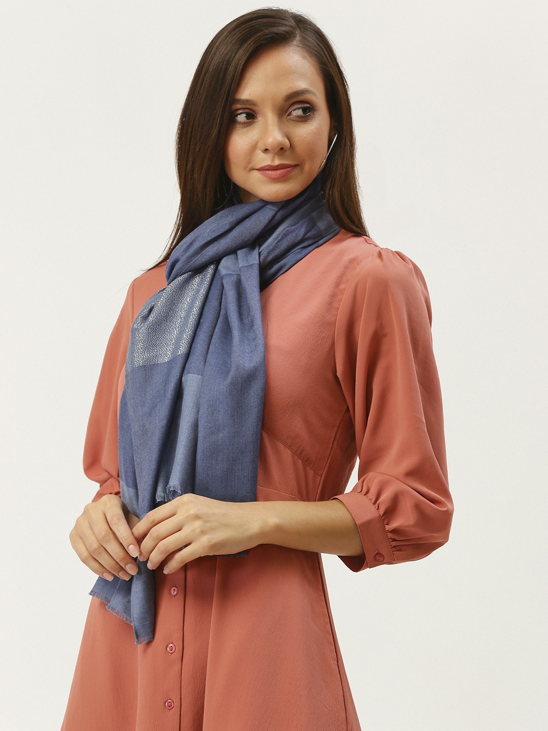 

Trend Arrest Women Blue Colourblocked Shimmer Stole