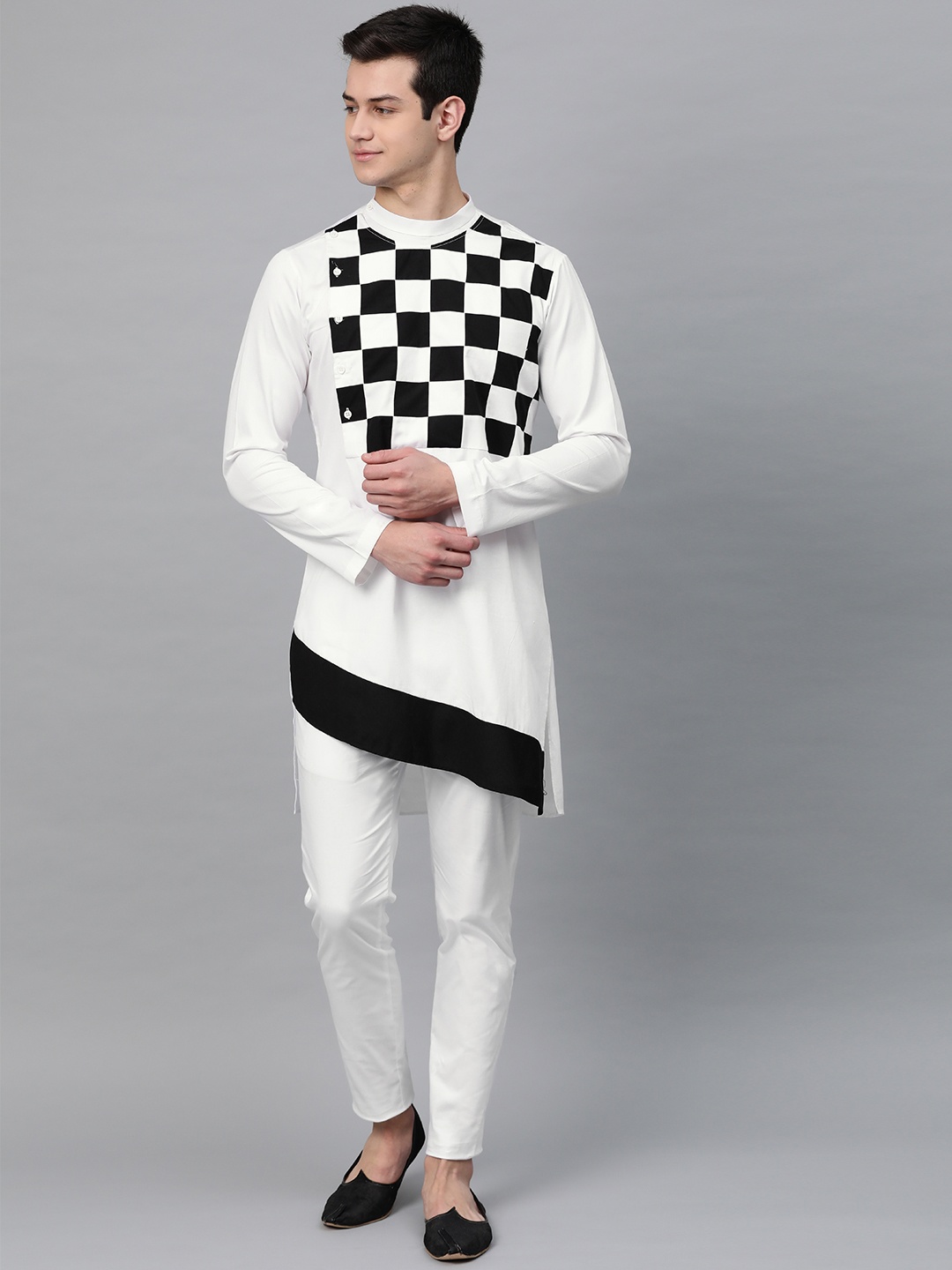 

See Designs Men White & Black Yoke Design Straight Asymmetric Kurta