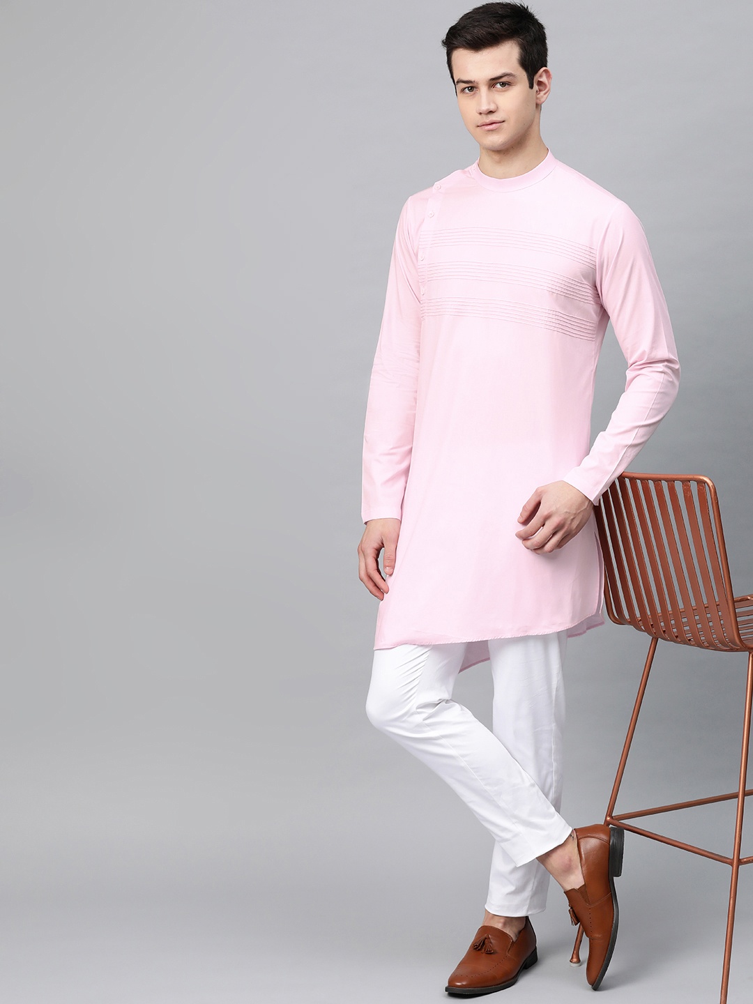

See Designs Men Pink Yoke Design Straight Kurta