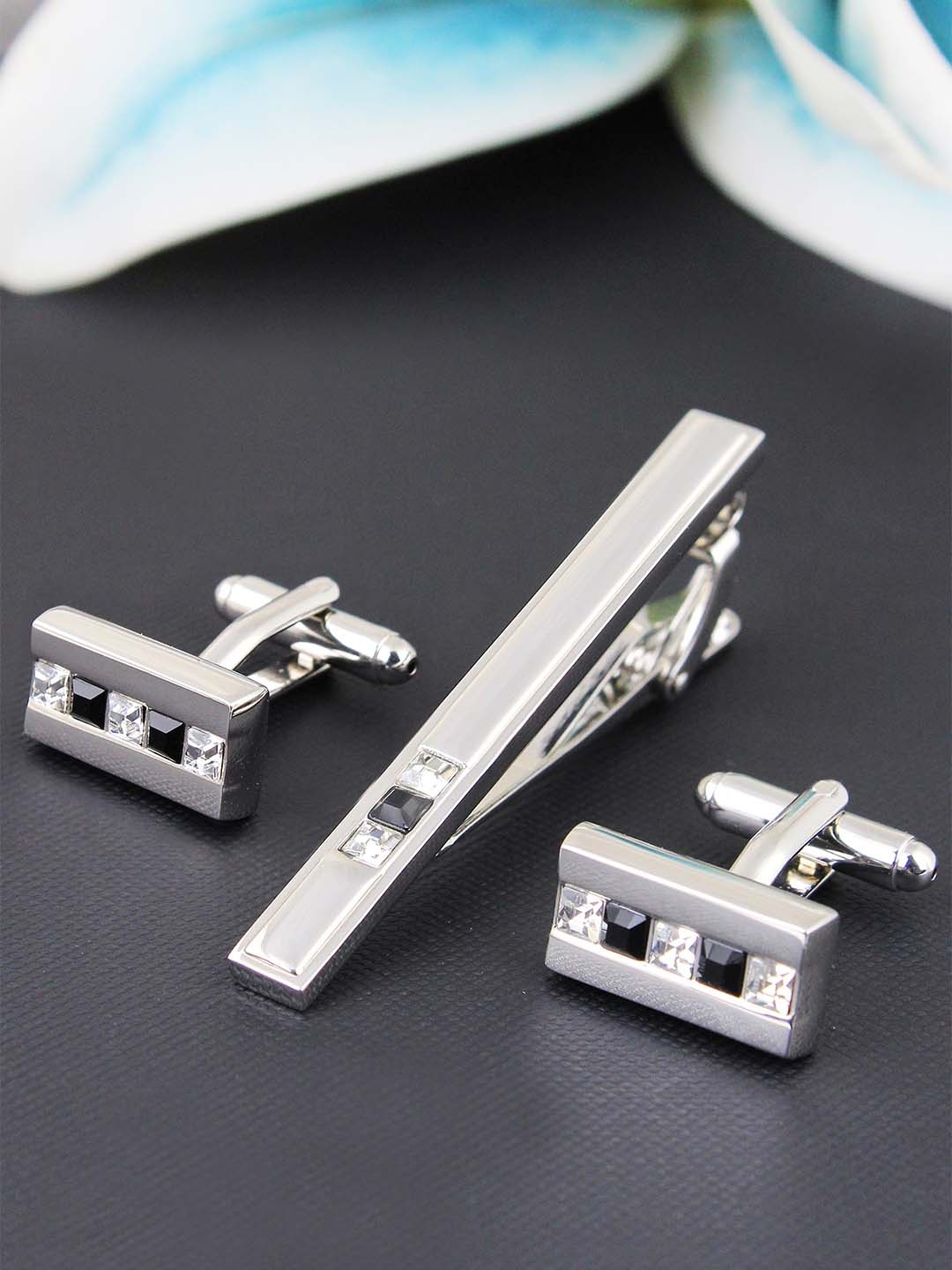 

PELUCHE Men Silver-Toned Rhodium Plated Accessory Gift Set