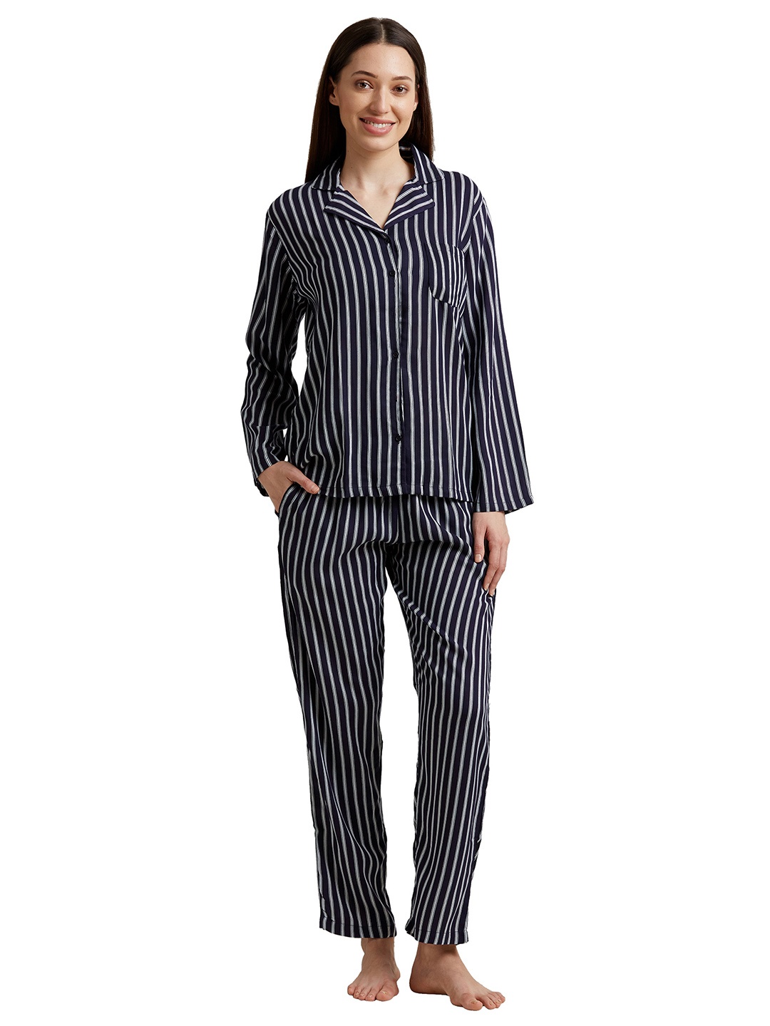 

DRAPE IN VOGUE Women Black & White Striped Nightsuit