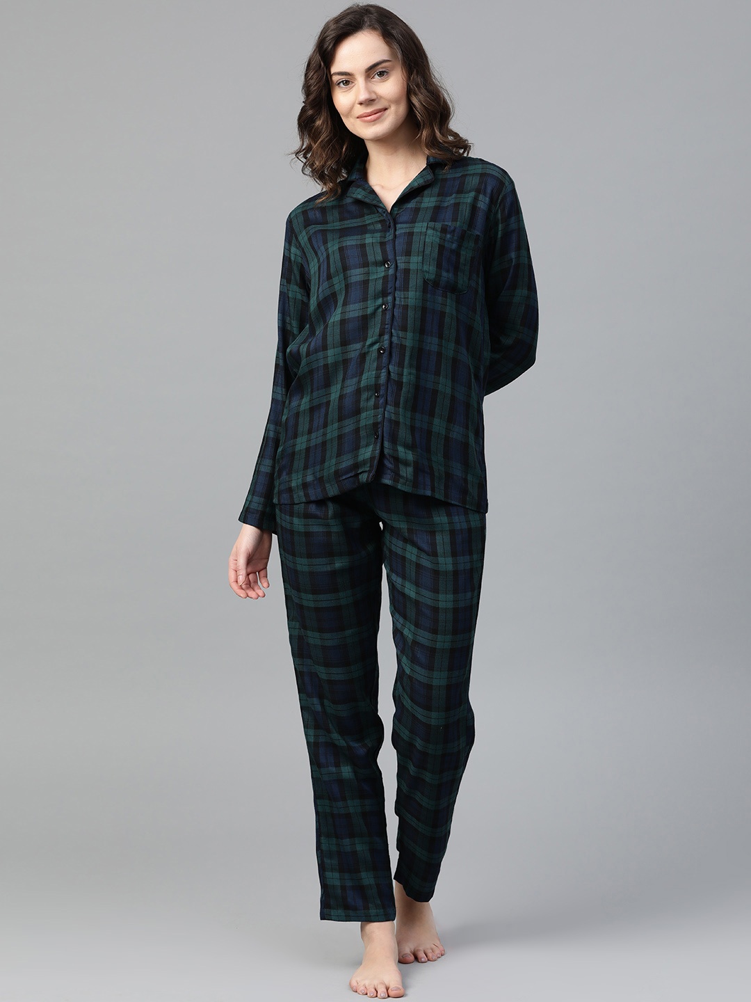 

DRAPE IN VOGUE Women Black & Green Checked Night Suit