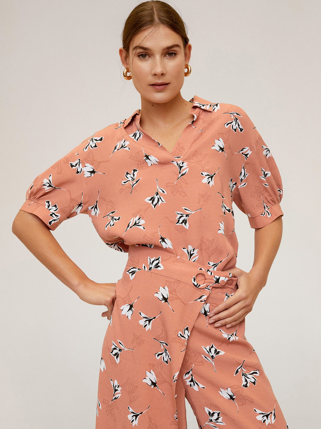 

MANGO Women Peach Coloured & White Printed Top
