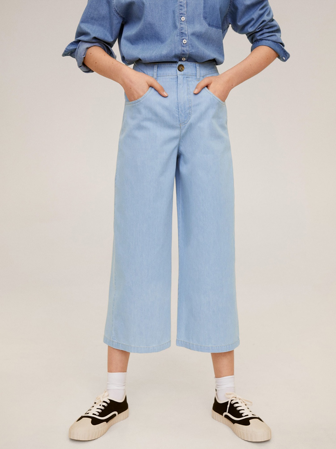 

MANGO Women Blue Solid Chambray Cropped Parallel Trousers