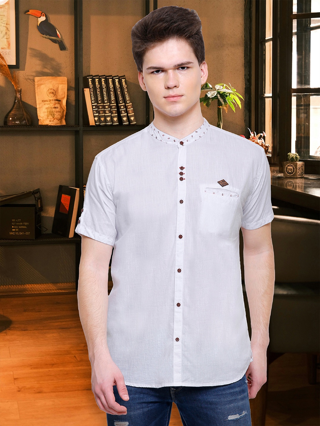 

Kuons Avenue Men White Smart Slim Fit Solid Casual Shirt