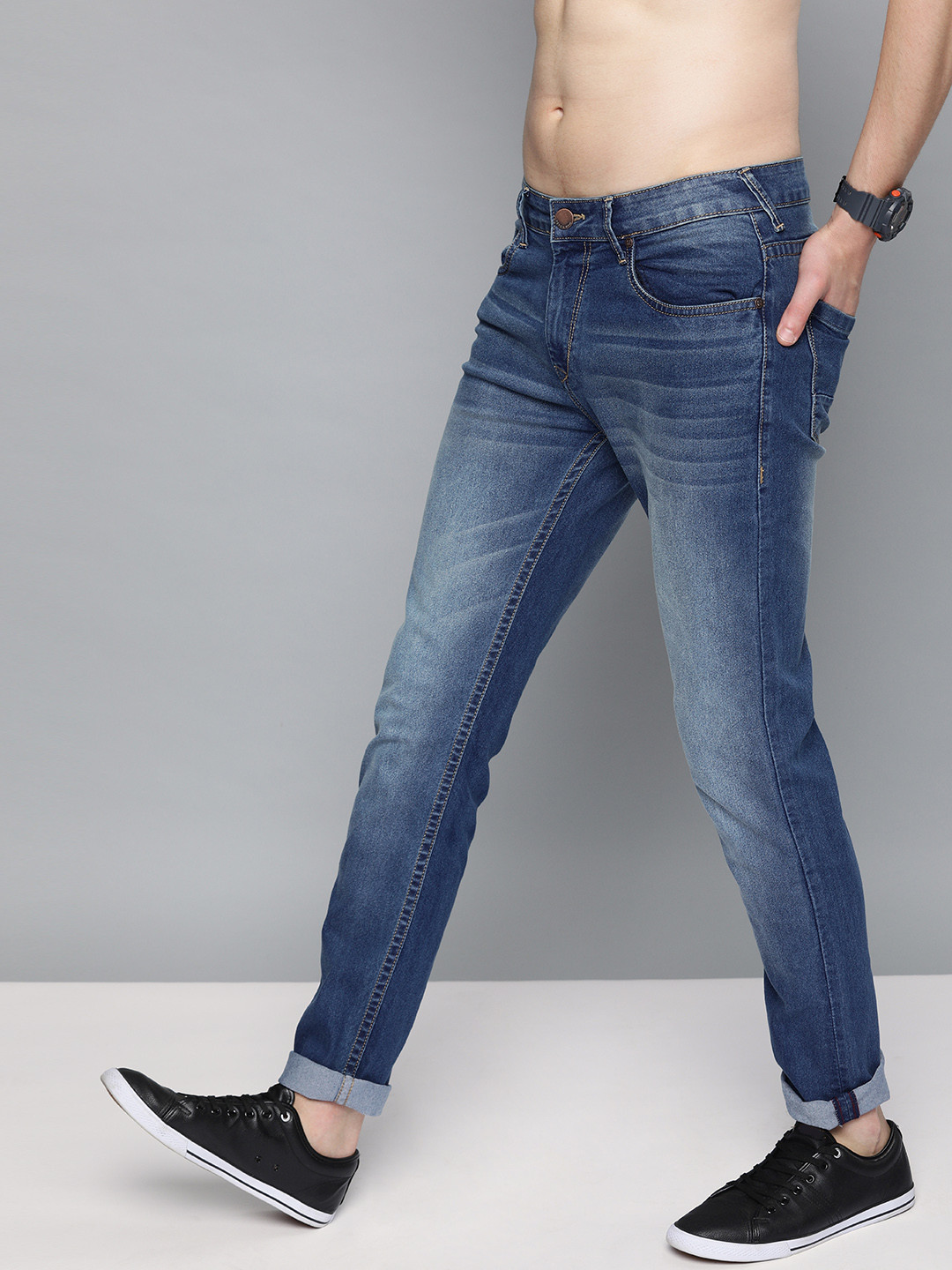 

HERE&NOW Men Blue Slim Fit Mid-Rise Clean Look Stretchable Jeans