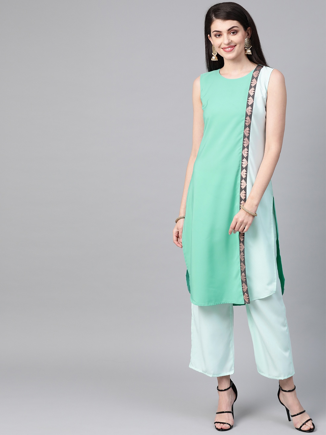 

ZIYAA Women Green Colourblocked Kurta with Palazzos
