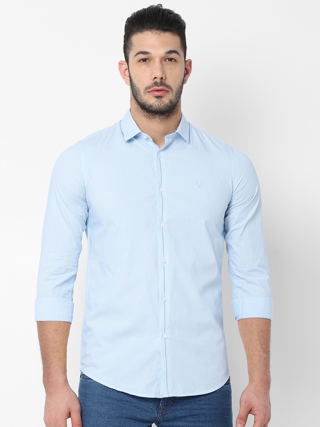 

Allen Solly Men Blue & White Slim Fit Striped Casual Shirt