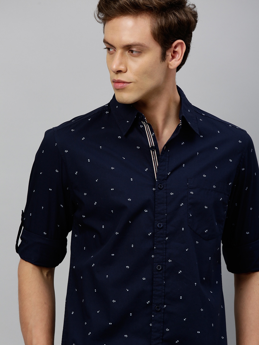 

Roadster Men Navy Blue Printed Pure Cotton Casual Shirt