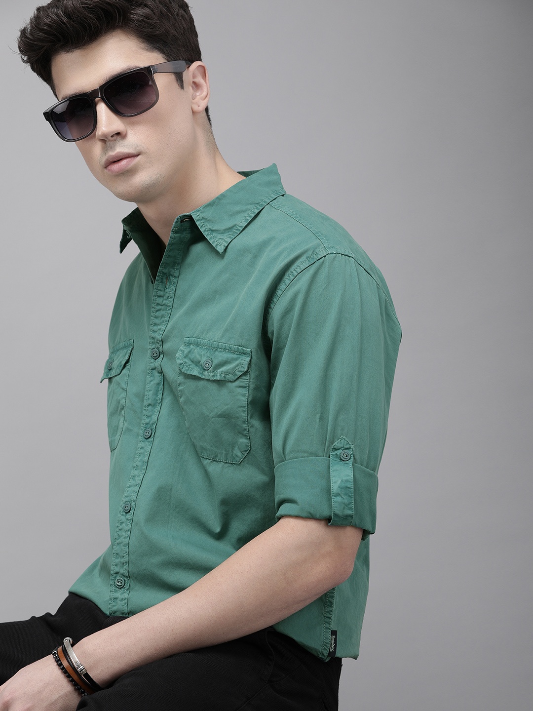 

Roadster Men Sea Green Regular Fit Solid Sustainable Casual Shirt