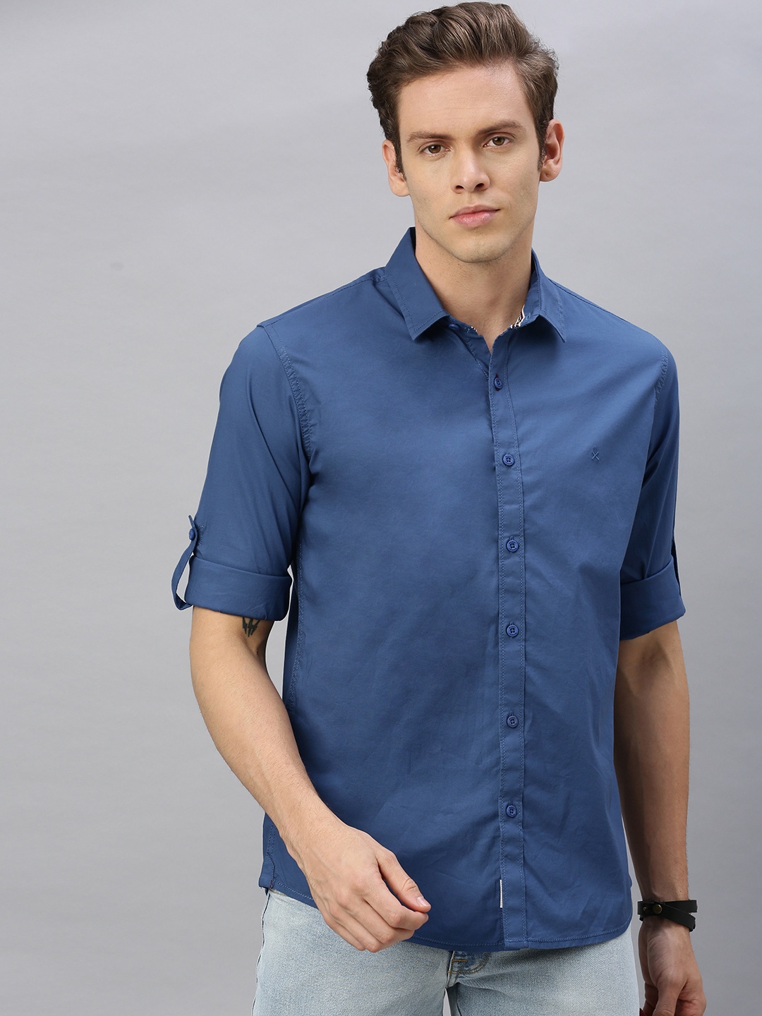 

Roadster Men Blue Regular Fit Solid Casual Shirt