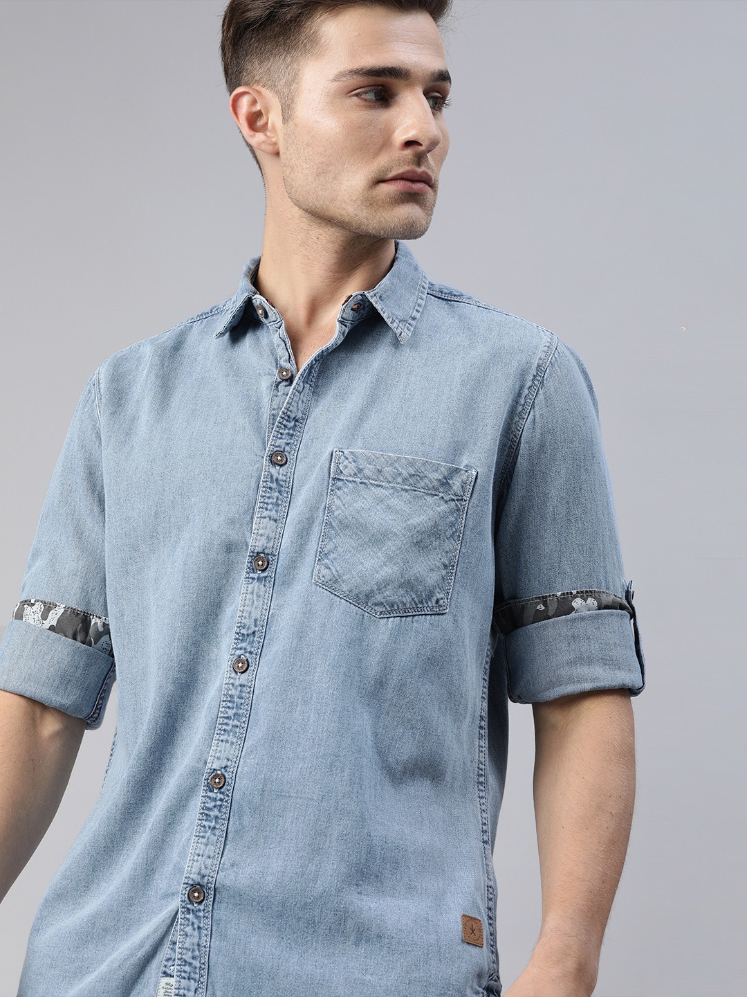 

Roadster Men Blue Regular Fit Solid Denim Casual Shirt