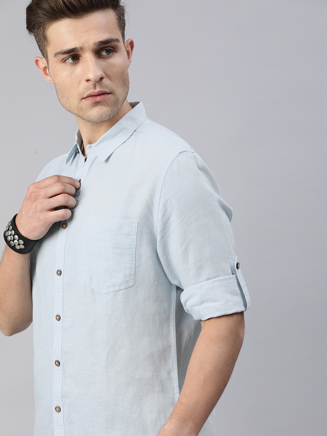 

Roadster Men Blue Regular Fit Solid Cotton Linen Casual Shirt