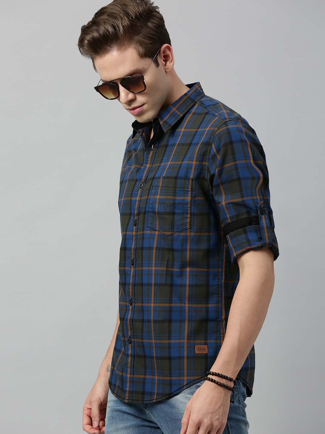 

Roadster Men Blue & Charcoal Regular Fit Checked Casual Shirt