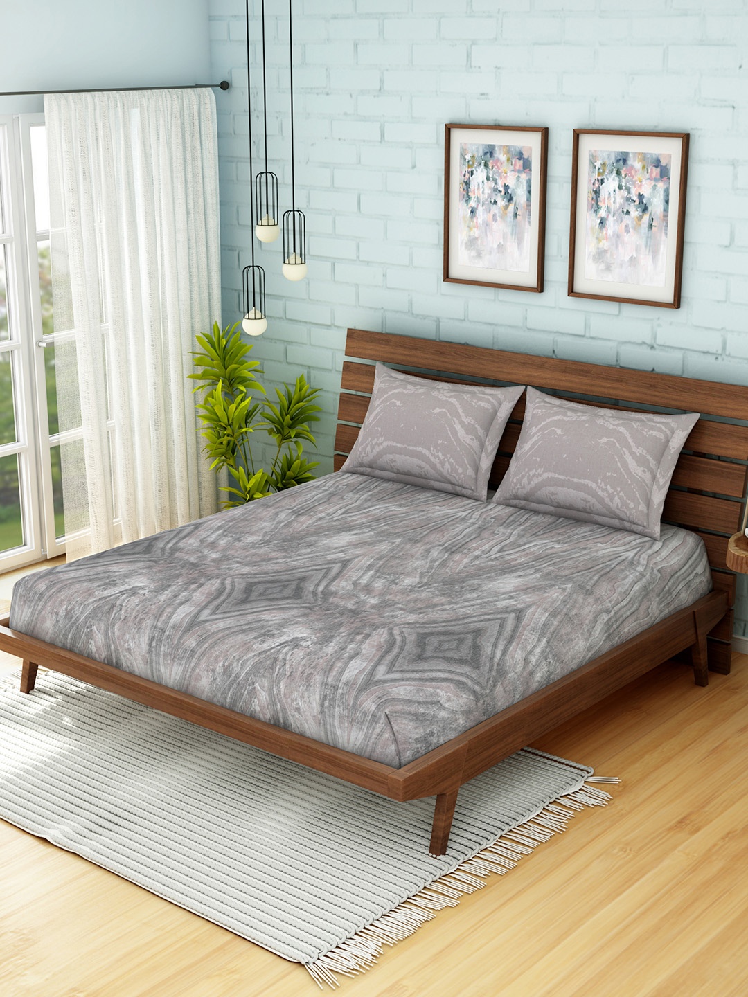 

SPACES Grey & Mauve Abstract 144 TC Cotton 1 King Bedsheet with 2 Pillow Covers
