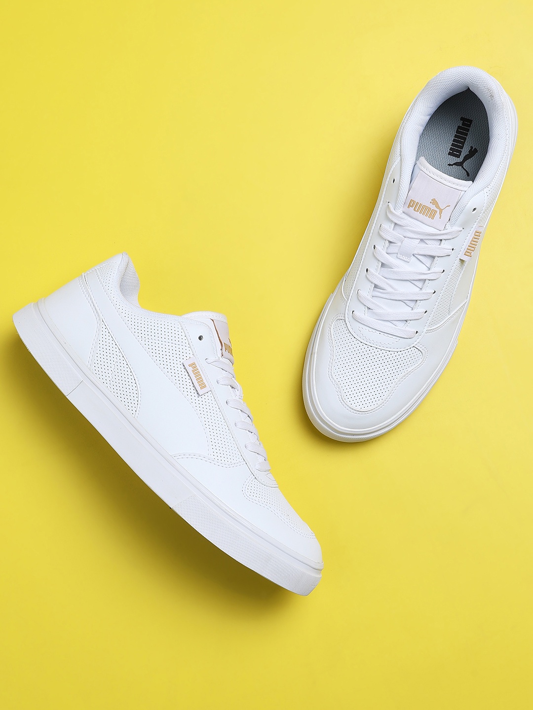 

Puma Men White Trinity Sneakers