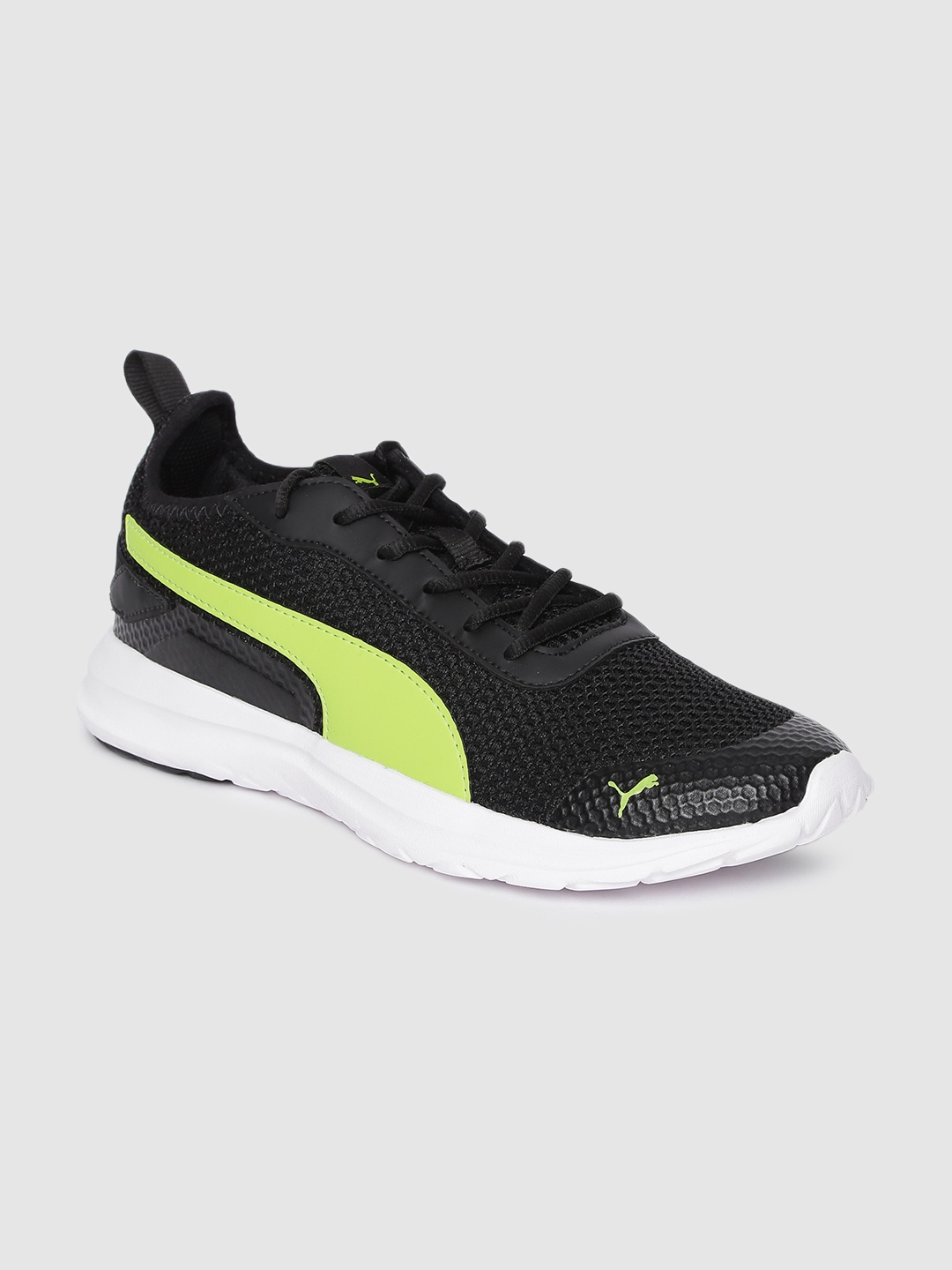 

Puma Men Black Manitoba Running Shoes