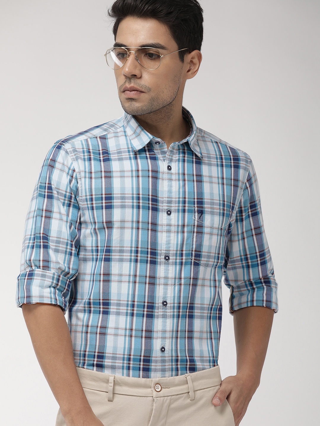 

Indian Terrain Men Blue & White Slim Fit Checked Smart Casual Shirt
