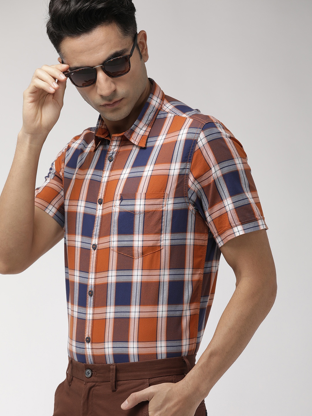 

Indian Terrain Men Rust Orange & Navy Blue Slim Fit Checked Smart Casual Shirt