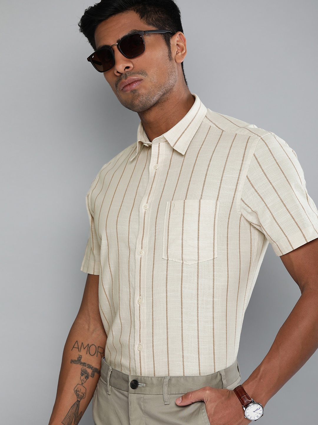 

Indian Terrain Men Beige & Brown Slim Fit Striped Smart Casual Shirt