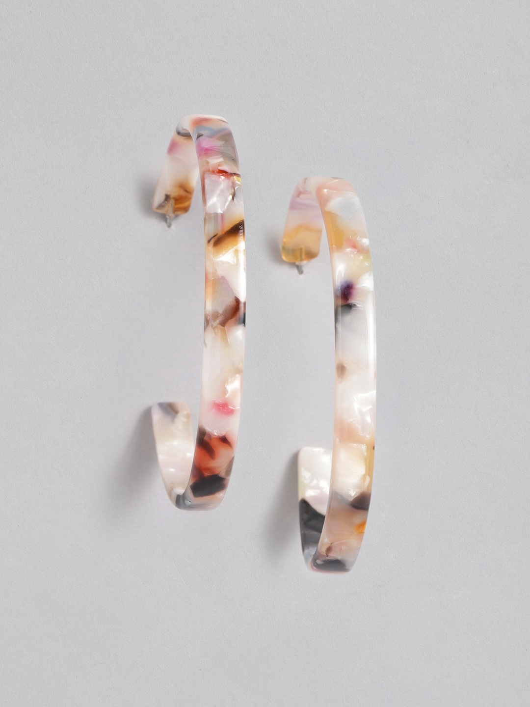 

Accessorize Peach-Coloured and Off-White Resin Print Circular Half Hoop Earrings