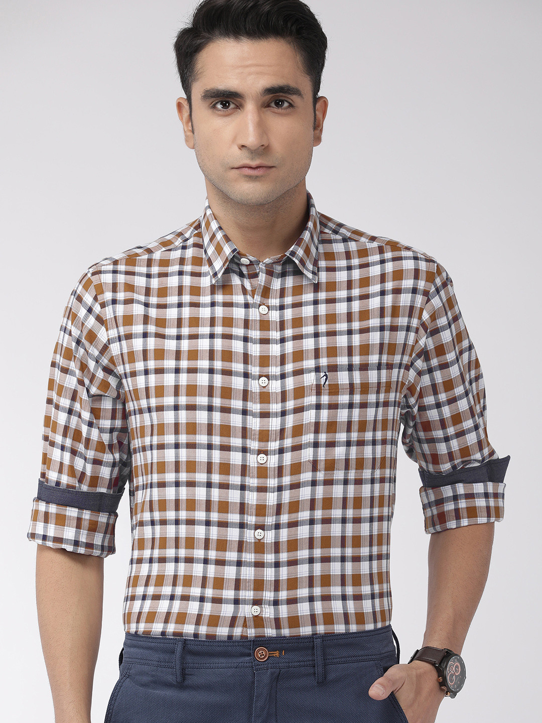 

Indian Terrain Men White & Brown Slim Fit Checked Smart Casual Shirt