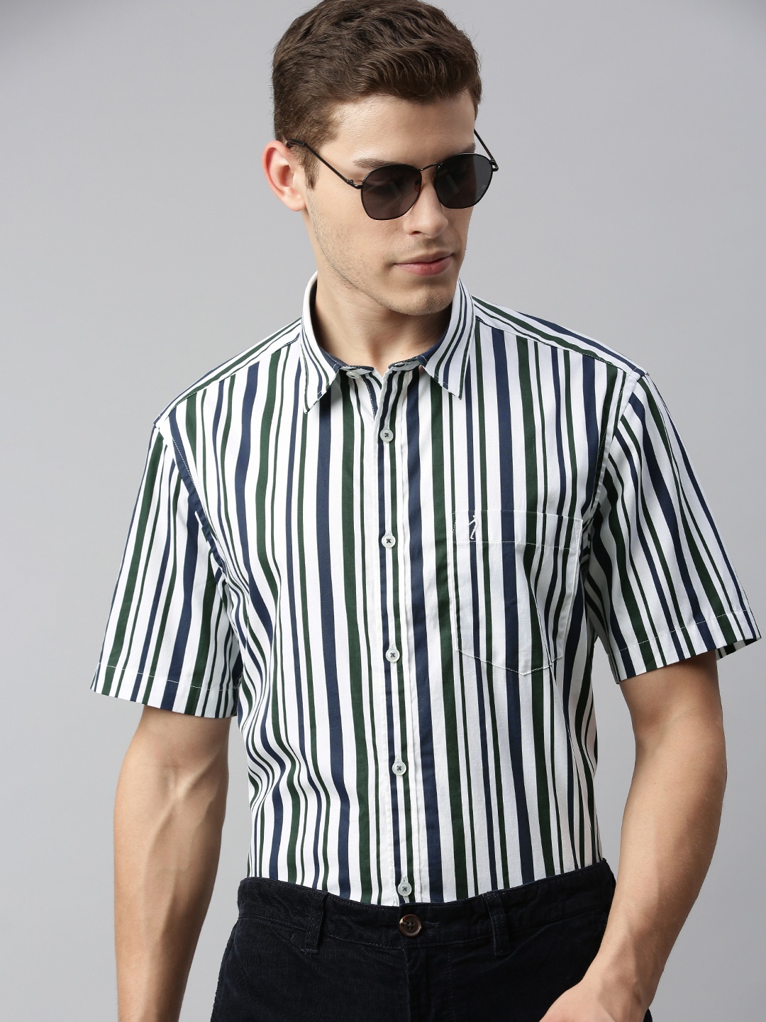 

Indian Terrain Men Green & White Slim Fit Striped Smart Casual Shirt