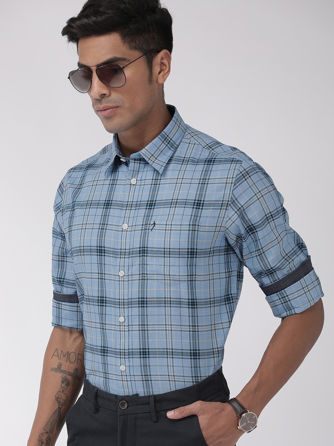 

Indian Terrain Men Blue & Black Slim Fit Checked Smart Casual Shirt