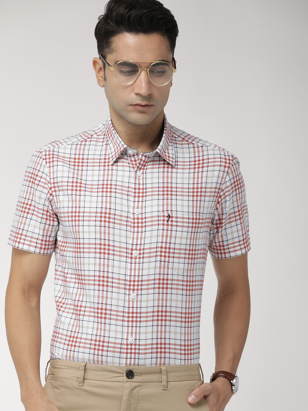 

Indian Terrain Men White & Rust Red Slim Fit Checked Smart Casual Shirt