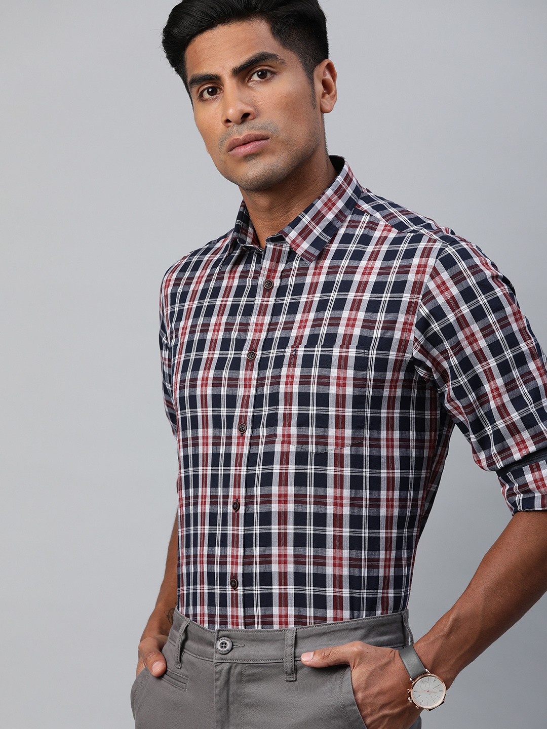 

Indian Terrain Men Navy Blue & Maroon Slim Fit Checked Smart Casual Shirt