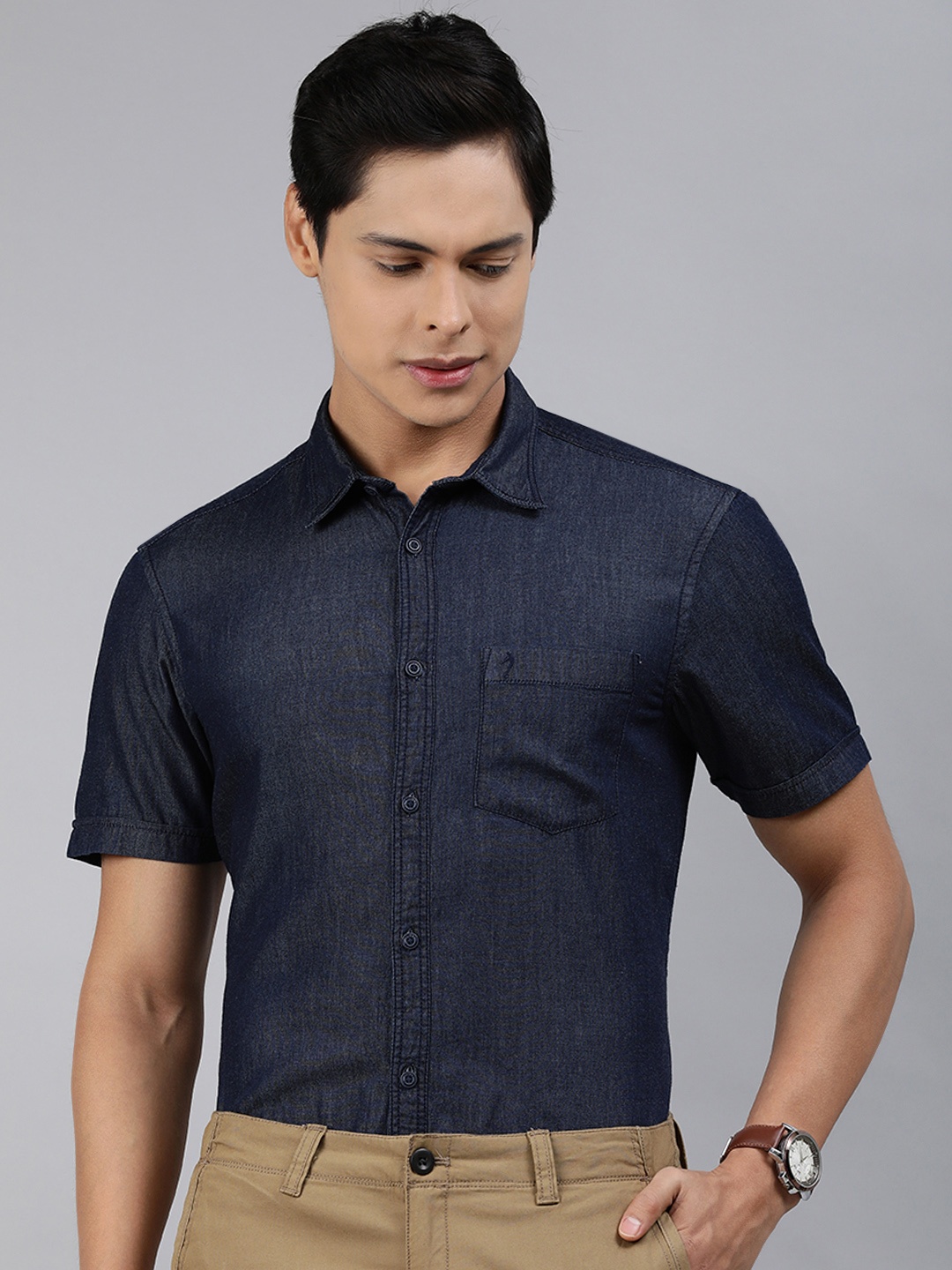 

Indian Terrain Men Navy Blue Pure Cotton Denim Slim Fit Shirt