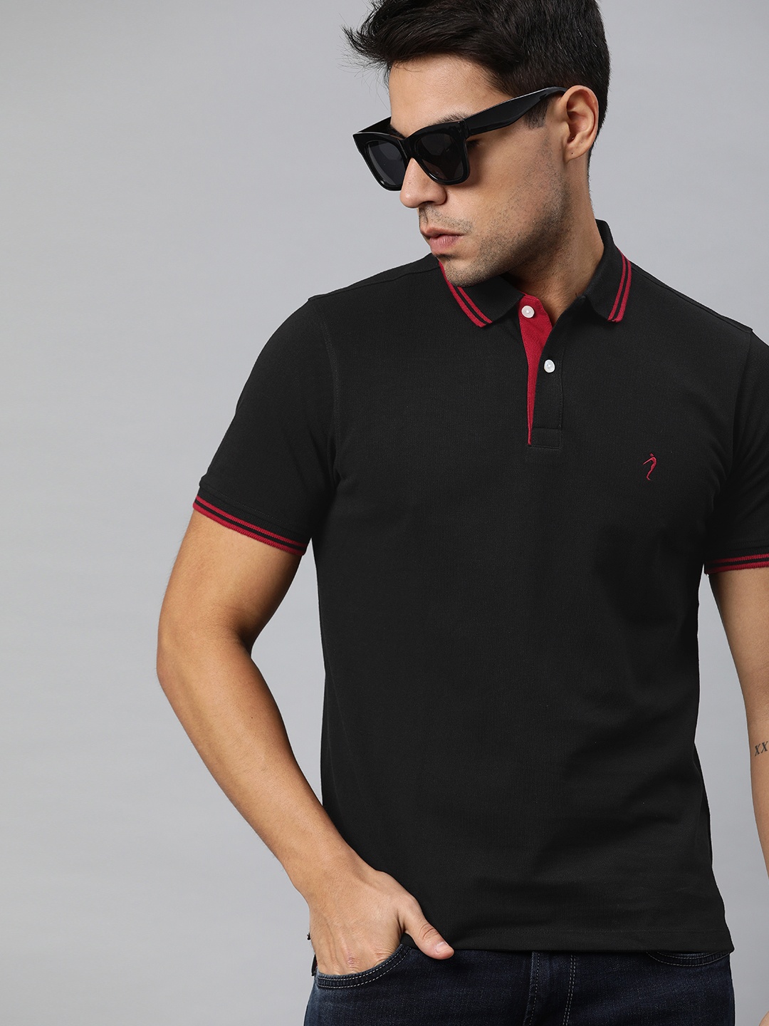 

Indian Terrain Men Black Solid Polo Collar T-shirt