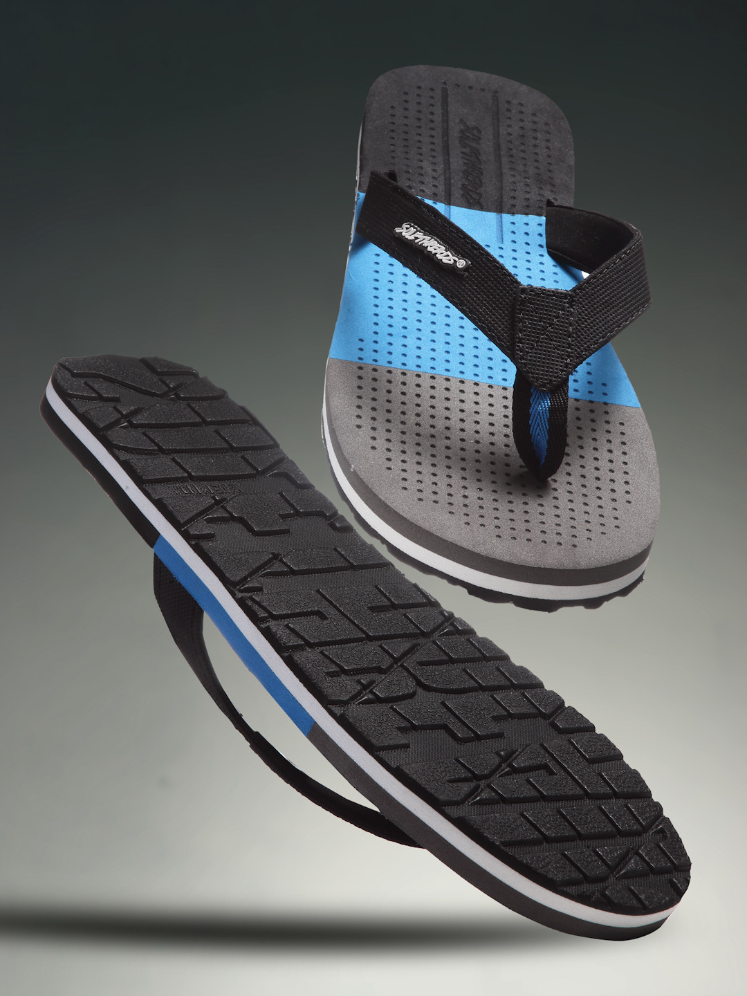 

Solethreads Men Black & Blue Solid Thong Flip-Flops