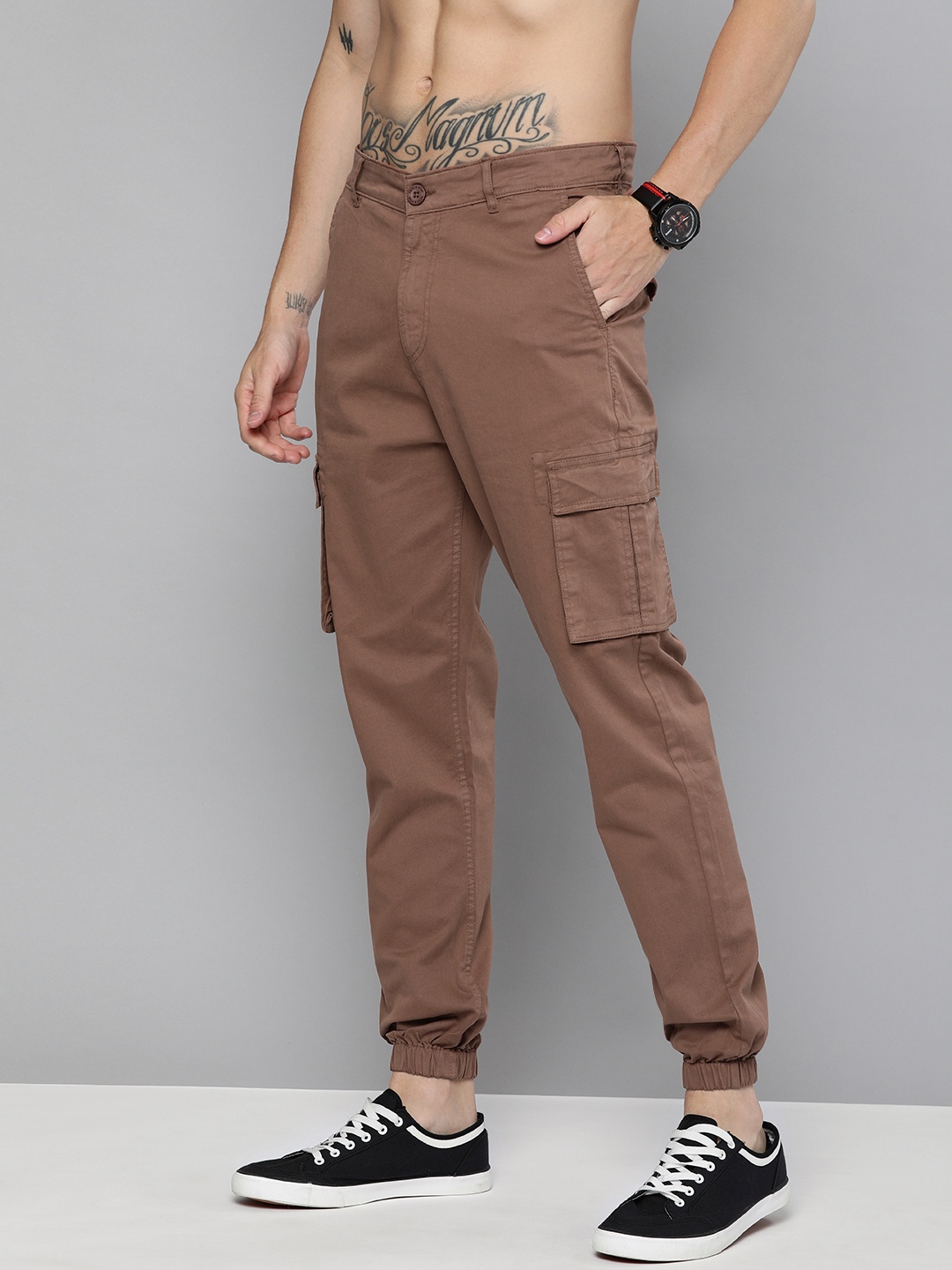 

HERE&NOW Men Brown Regular Fit Solid Cargo Joggers